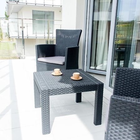 Komfortowy Apartament Lazur Z Garazem Kołobrzeg Eksteriør bilde